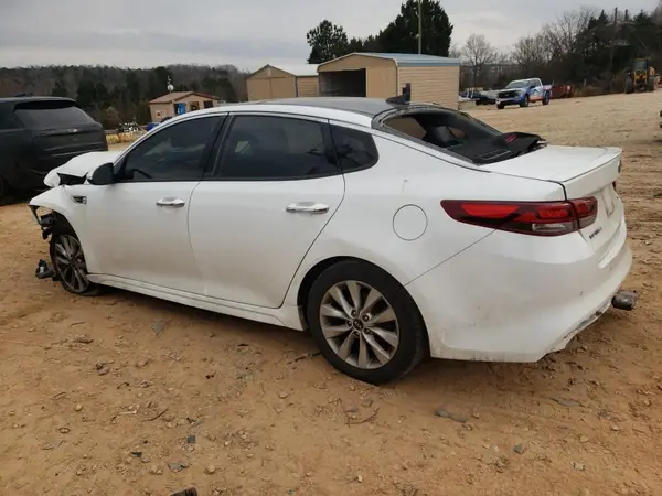 5XXGT4L30JG231712 2018 KIA OPTIMA - Image 2