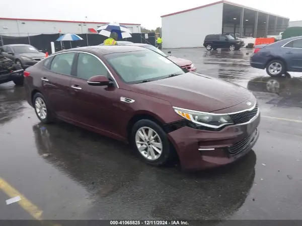5XXGT4L30JG232584 2018 KIA OPTIMA - Image 1