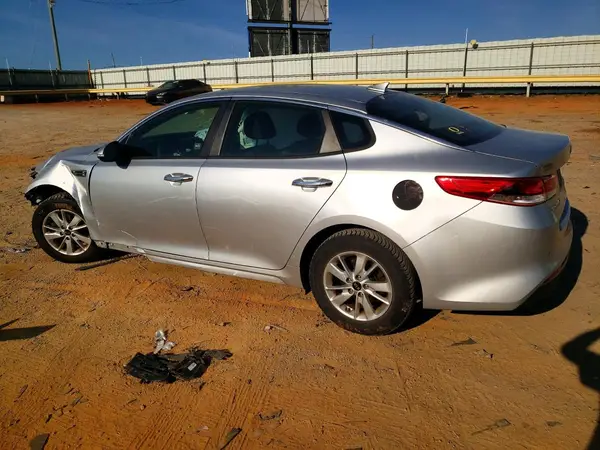 5XXGT4L30JG232617 2018 KIA OPTIMA - Image 2