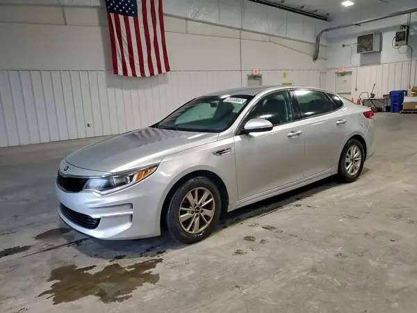 5XXGT4L30JG233668 2018 KIA OPTIMA - Image 1