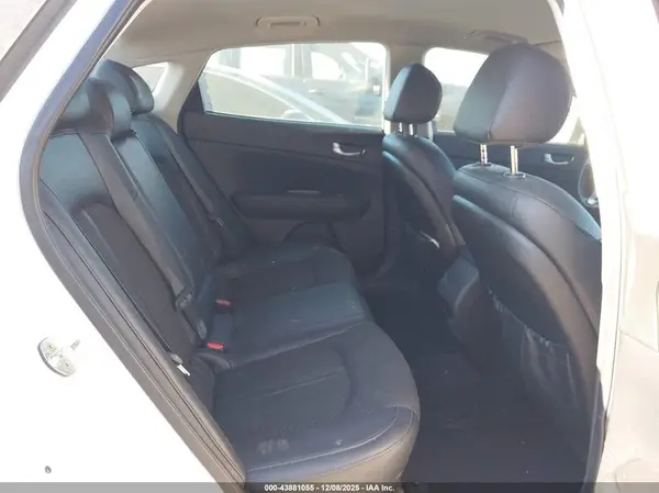 5XXGT4L30JG234190 2018 KIA OPTIMA - Image 8