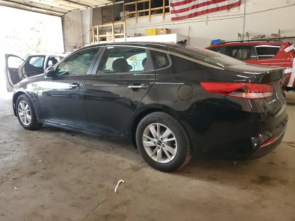 5XXGT4L30JG234691 2018 KIA OPTIMA - Image 2