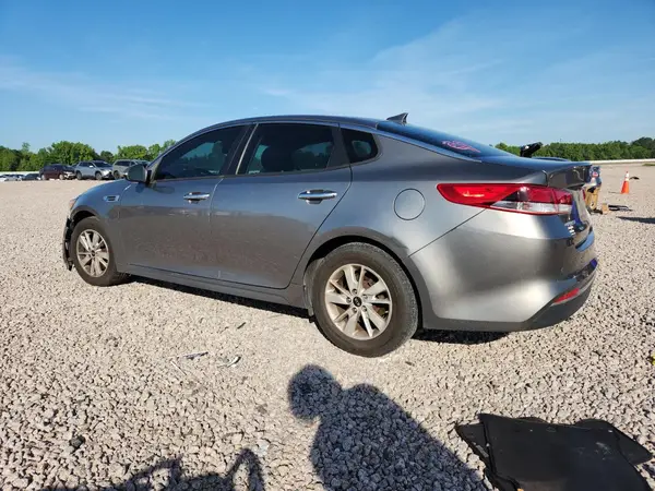 5XXGT4L30JG235730 2018 KIA OPTIMA - Image 2