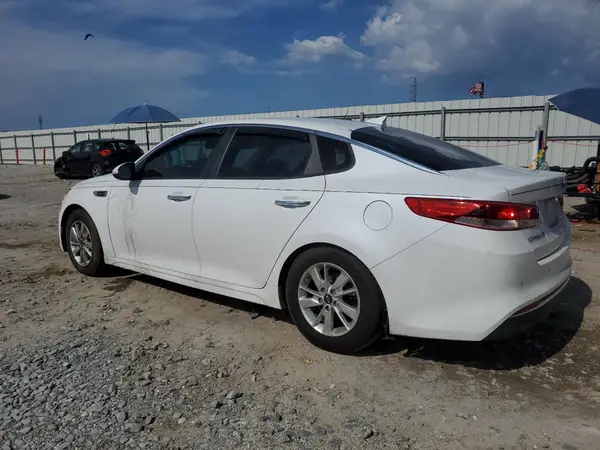5XXGT4L30JG235775 2018 KIA OPTIMA - Image 2