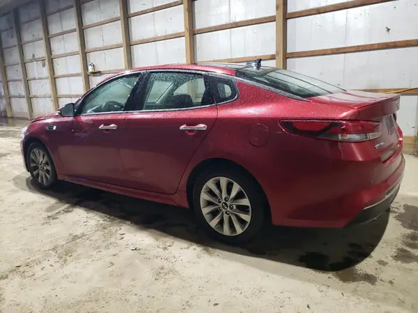 5XXGT4L30JG236263 2018 KIA OPTIMA - Image 2