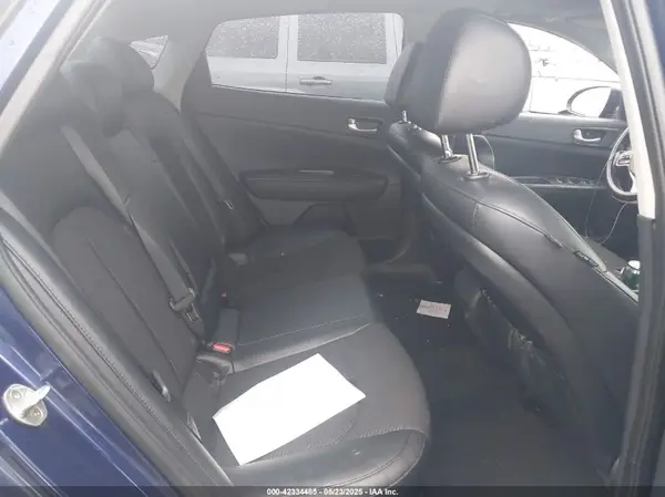 5XXGT4L30JG237476 2018 KIA OPTIMA - Image 8