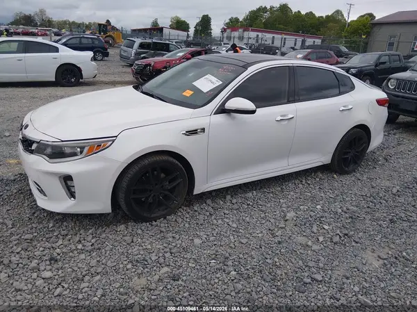 5XXGT4L30JG241107 2018 KIA OPTIMA - Image 2