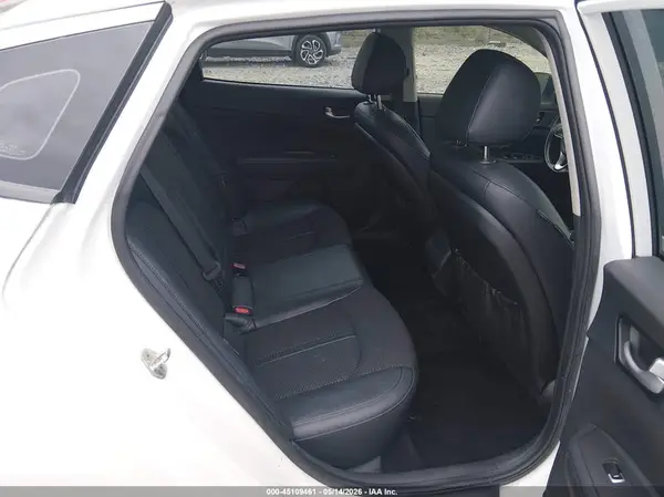 5XXGT4L30JG241107 2018 KIA OPTIMA - Image 8