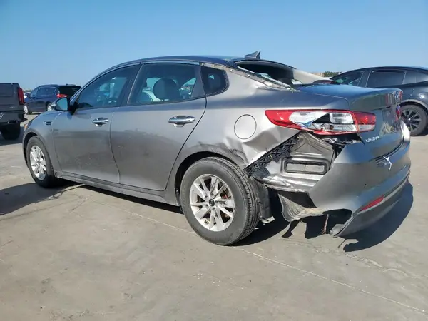 5XXGT4L30JG242578 2018 KIA OPTIMA - Image 2