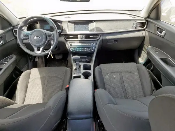 5XXGT4L30JG242578 2018 KIA OPTIMA - Image 8