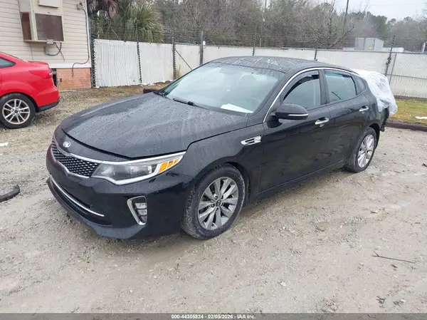 5XXGT4L30JG246419 2018 KIA OPTIMA - Image 2