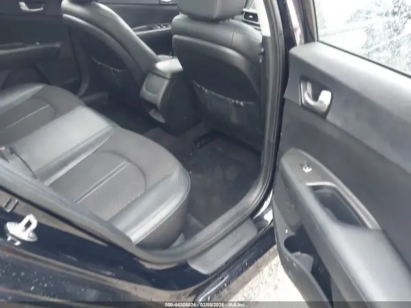 5XXGT4L30JG246419 2018 KIA OPTIMA - Image 8