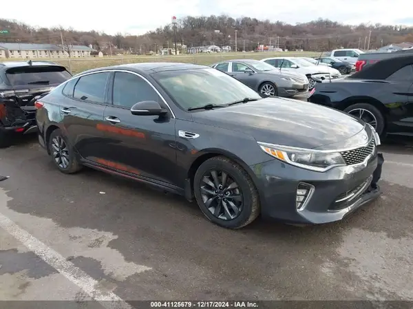 5XXGT4L30JG246775 2018 KIA OPTIMA - Image 1