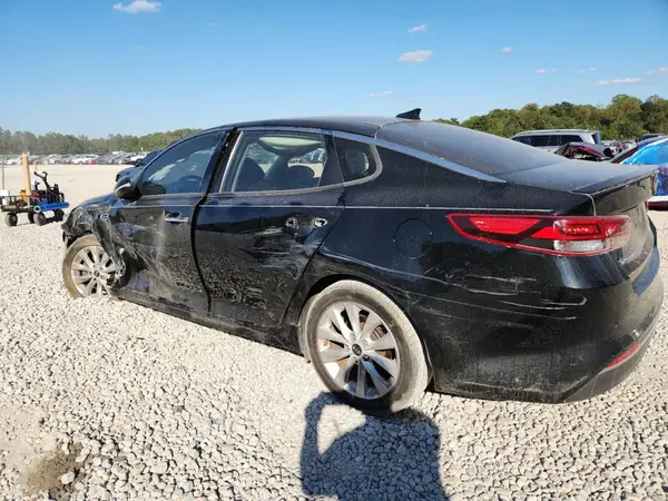 5XXGT4L30JG246856 2018 KIA OPTIMA - Image 2