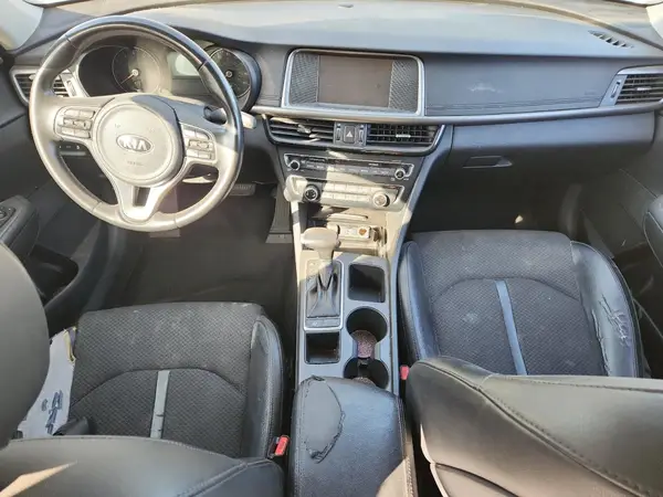 5XXGT4L30JG246856 2018 KIA OPTIMA - Image 8