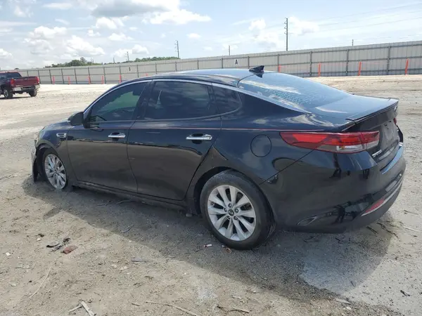 5XXGT4L30JG247943 2018 KIA OPTIMA - Image 2