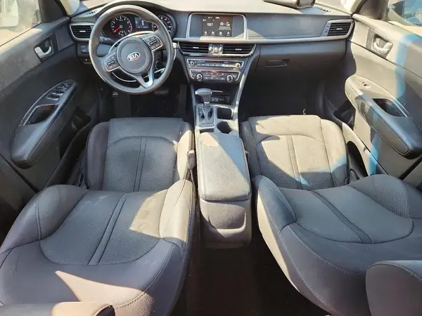 5XXGT4L30JG249188 2018 KIA OPTIMA - Image 8