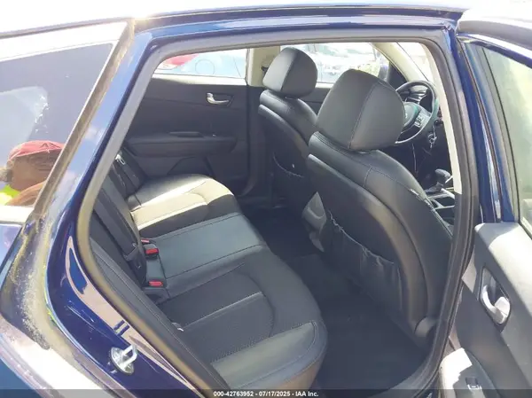5XXGT4L30JG249496 2018 KIA OPTIMA - Image 8