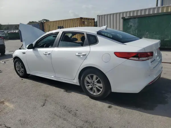 5XXGT4L30JG249983 2018 KIA OPTIMA - Image 2