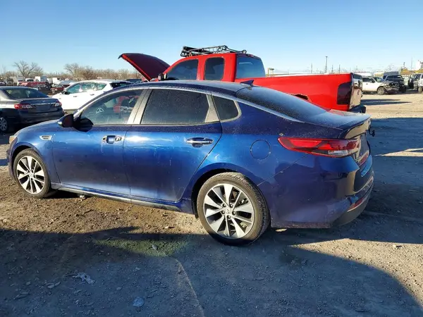 5XXGT4L30JG250356 2018 KIA OPTIMA - Image 2
