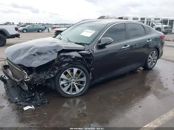5XXGT4L30JG253533 2018 KIA OPTIMA - Image 2