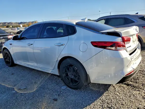 5XXGT4L30JG253872 2018 KIA OPTIMA - Image 2