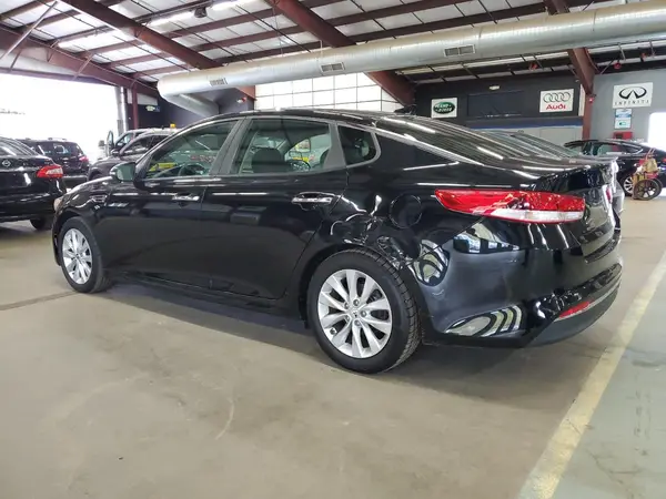 5XXGT4L30JG253998 2018 KIA OPTIMA - Image 2