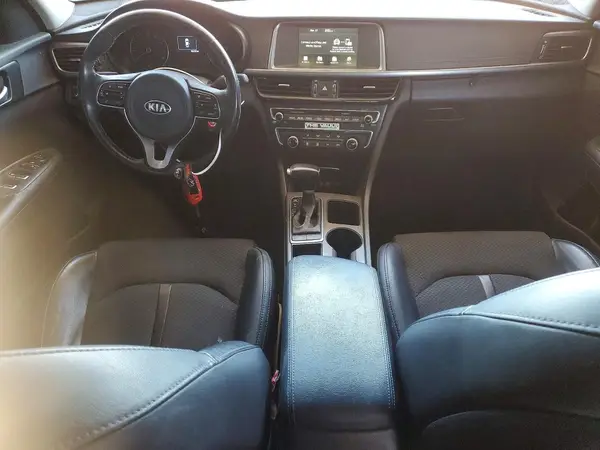 5XXGT4L30JG256514 2018 KIA OPTIMA - Image 8