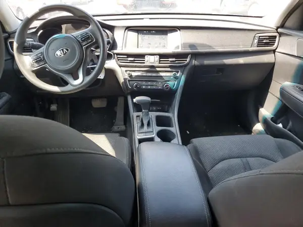 5XXGT4L30JG256593 2018 KIA OPTIMA - Image 8