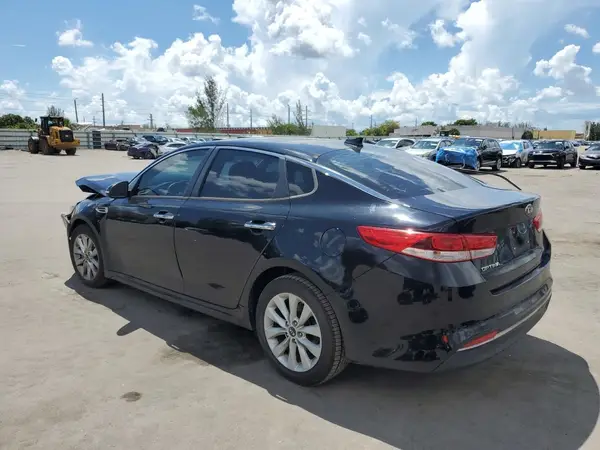 5XXGT4L30JG256738 2018 KIA OPTIMA - Image 2
