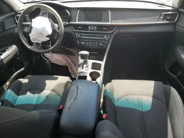 5XXGT4L30JG256738 2018 KIA OPTIMA - Image 8