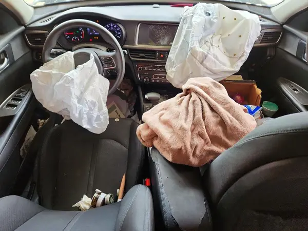 5XXGT4L30JG257839 2018 KIA OPTIMA - Image 8