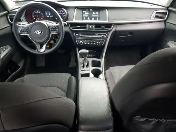 5XXGT4L30JG258716 2018 KIA OPTIMA - Image 8