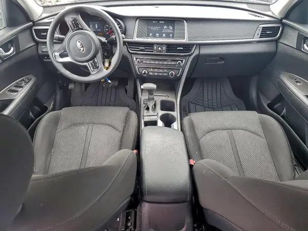 5XXGT4L30JG261096 2018 KIA OPTIMA - Image 8