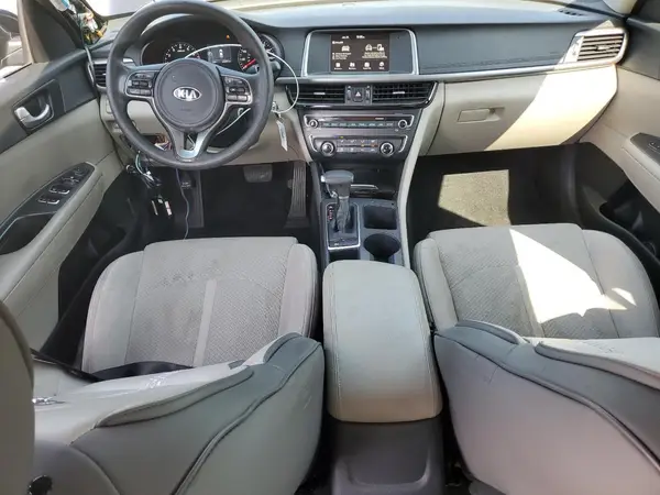 5XXGT4L30JG261308 2018 KIA OPTIMA - Image 8