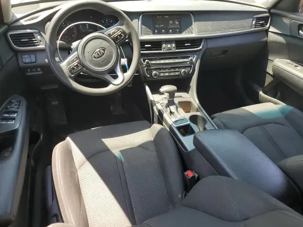 5XXGT4L30JG263477 2018 KIA OPTIMA - Image 8