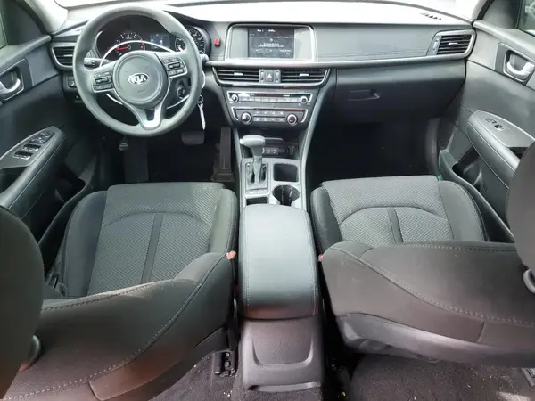 5XXGT4L30JG263799 2018 KIA OPTIMA - Image 8