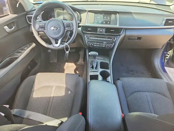 5XXGT4L30JG264662 2018 KIA OPTIMA - Image 8