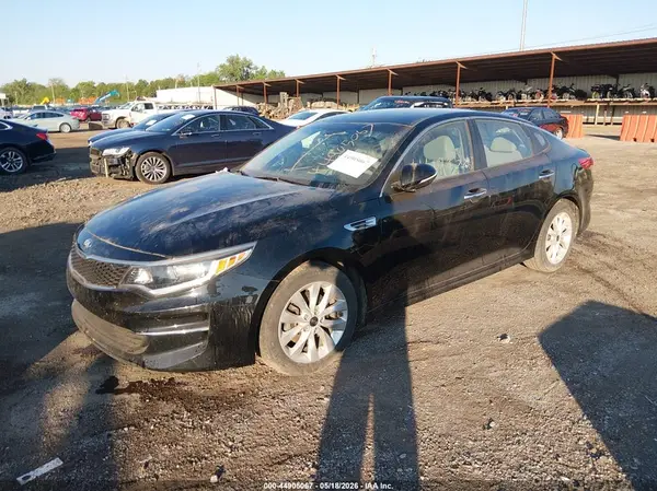 5XXGT4L30JG264855 2018 KIA OPTIMA - Image 2