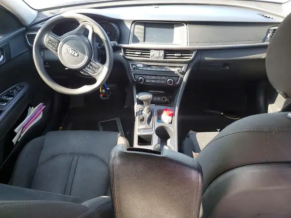 5XXGT4L30JG266511 2018 KIA OPTIMA - Image 8