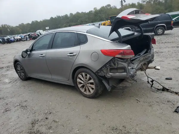 5XXGT4L30JG266976 2018 KIA OPTIMA - Image 2