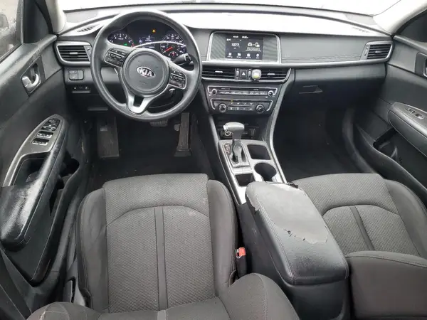 5XXGT4L30JG266976 2018 KIA OPTIMA - Image 8