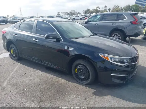 5XXGT4L30JG267884 2018 KIA OPTIMA - Image 1
