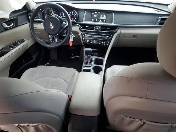 5XXGT4L30JG269599 2018 KIA OPTIMA - Image 8