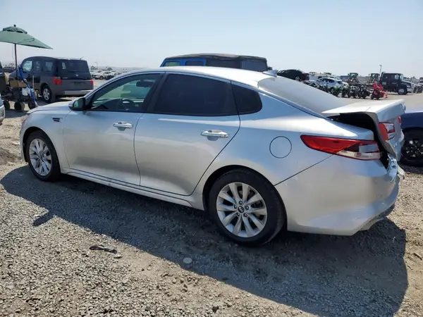 5XXGT4L30JG269814 2018 KIA OPTIMA - Image 2