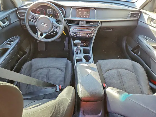 5XXGT4L30JG270624 2018 KIA OPTIMA - Image 8