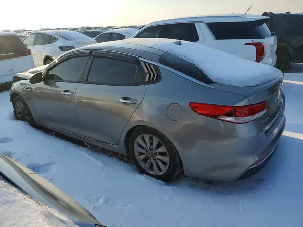 5XXGT4L30JG270848 2018 KIA OPTIMA - Image 2