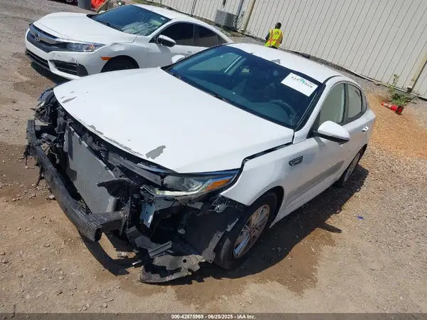 5XXGT4L30KG278448 2019 KIA OPTIMA - Image 2