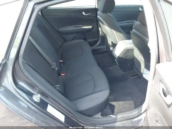 5XXGT4L30KG280040 2019 KIA OPTIMA - Image 8