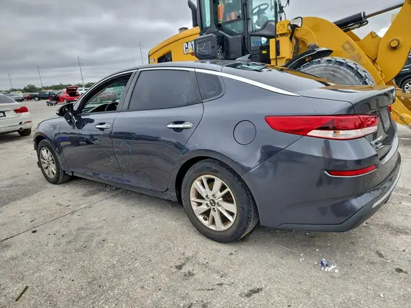 5XXGT4L30KG281348 2019 KIA OPTIMA - Image 2